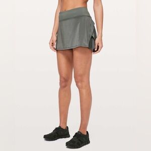 Lululemon Play Off The Pleats Skirt * 13" in Grey Sage